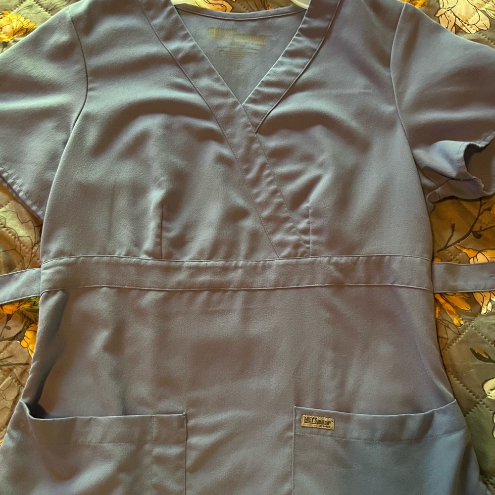 Greys Anatomy scrub top